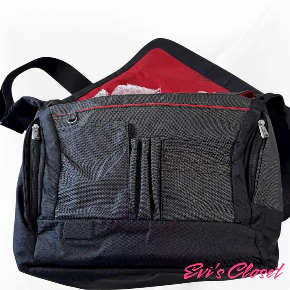 Tumi Init Black Nylon Expandable Messenger Laptop Bag #5112D